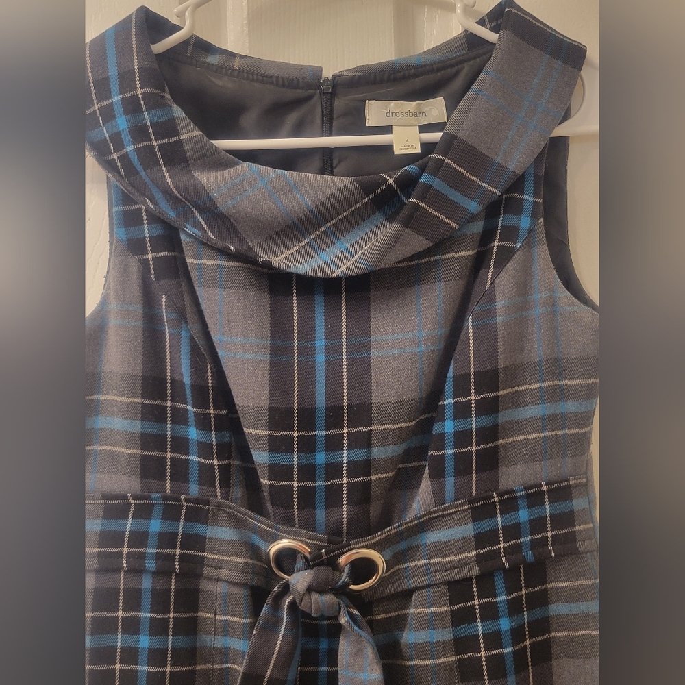 Dress - Picture 2 of 6